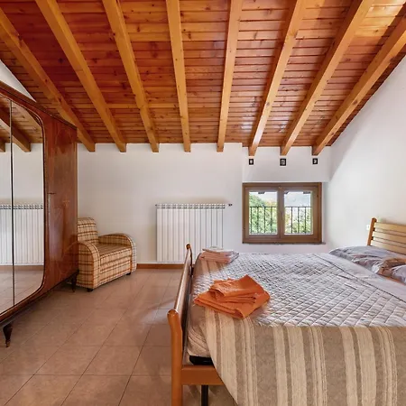 Casa Vendrogno * Bellano