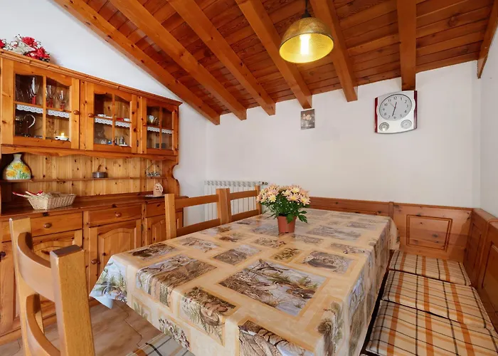 Casa Vendrogno 펜션 벨라노
